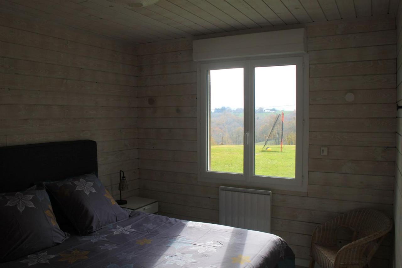 La Tuillère : maison en bois avec vue et piscine Saint-Aulaire Esterno foto