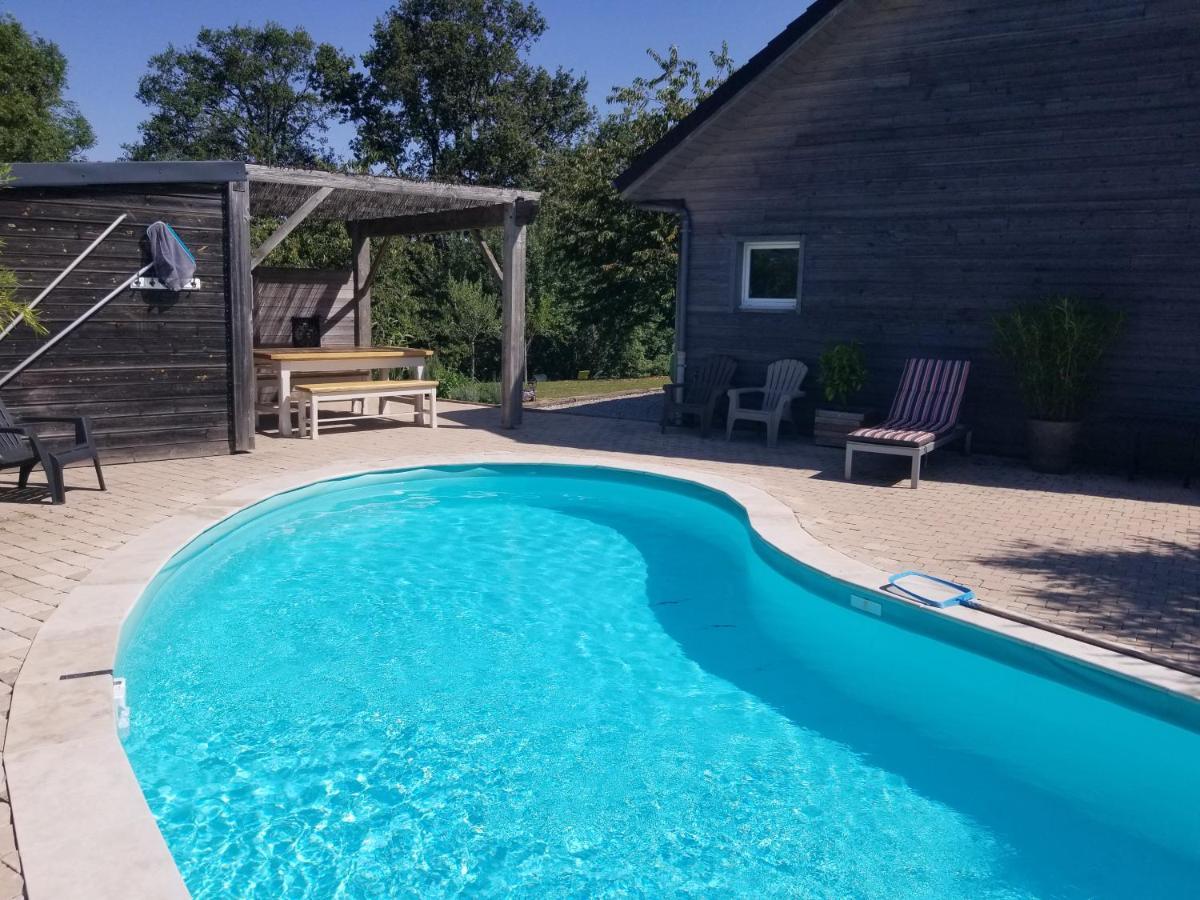 La Tuillère : maison en bois avec vue et piscine Saint-Aulaire Esterno foto